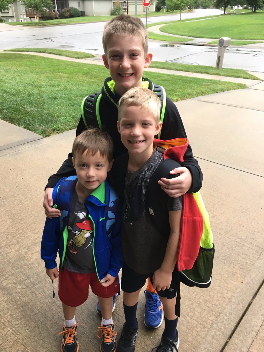 Dana Lind (@dlind7) on Twitter photo Ready or not, <a href="/ADdolphins/">Alexander Doniphan</a>, here they come! Ready for a great school year! #lpsAD #LPS1stDay Ready or not, <a href="/ADdolphins/">Alexander Doniphan</a>, here they come! Ready for a great school year! #lpsAD #LPS1stDay