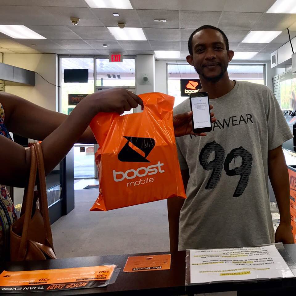 BESTxWIRELESS's tweet photo. We got you covered! #PagePlus to @boostmobile Let the #SwichHappens today at @BESTxWIRELESS @yong0777 @shawnatspg @mstockton_spg @Frank_AWI https://t.co/9fQpTdoRkd
