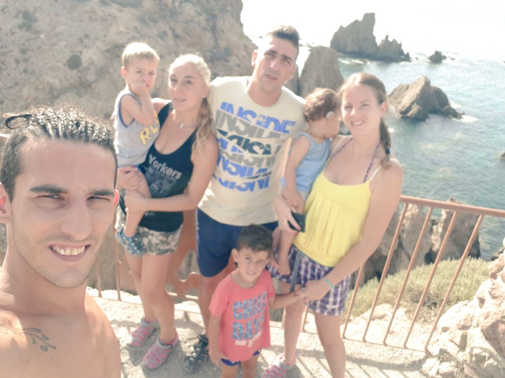 mapyerai's tweet photo. Que bien se esta , amigos , vacaciones, risas, 2017 https://t.co/nxJa5WHNwR