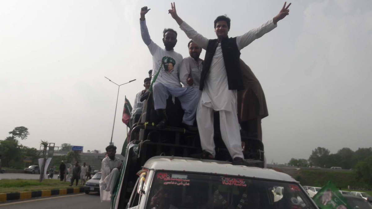 UmairRAbbasi's tweet photo. Mian Sb we love you ...
#MianSbWeLoveYou
#HumSherHain
#HumBhiNawazHain https://t.co/2ooodXUWr0