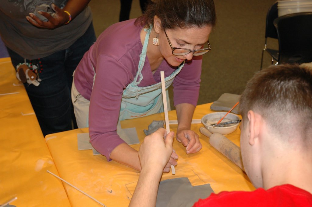 Hands-On Creativity - upstartu.org/hands-on-creat…