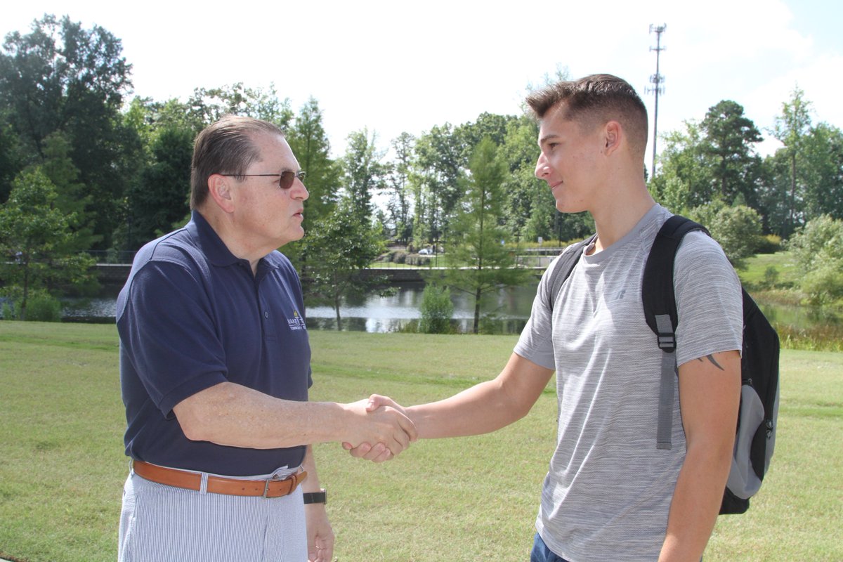 waketechcc's tweet photo. .@DrStephenCScott is out meeting new and current students, faculty, and staff! Here he is on the Northern Wake Campus this morning. https://t.co/JCD8hHFWtw