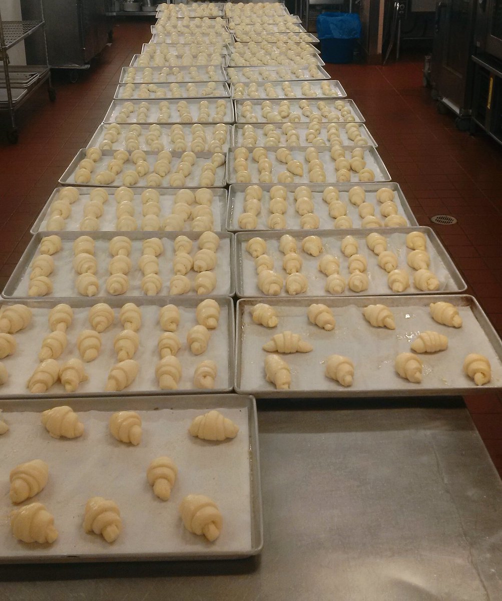 hfxconventions's tweet photo. FUN FACT: In the past two weeks, our pastry team has made more than 2,500 croissants and danishes! #EastCoastHosts https://t.co/4LvQ1Yu8ur