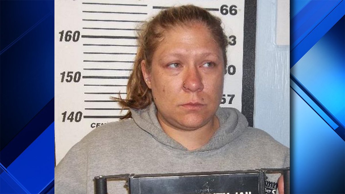 Woman died of shock from naked intruder jumping into her bed bit.ly/2x4oVqX?utm_me… https://t.co/i61rkDDKtP