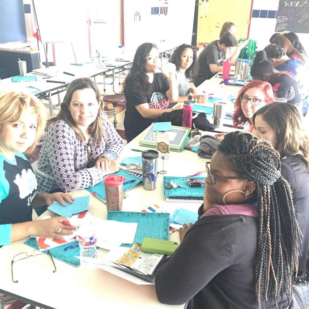 MsLicht3rd's tweet photo. #Achzigerallstars #beleiveinMesquite #goosechaseapp https://t.co/lefqEvWAUG