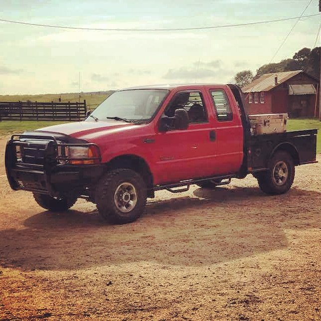 Ranch ready or show room ready, a Frontier product is a great addition to your vehicle! #ranch #farm #Texas #Ford  #superduty #madeintheusa