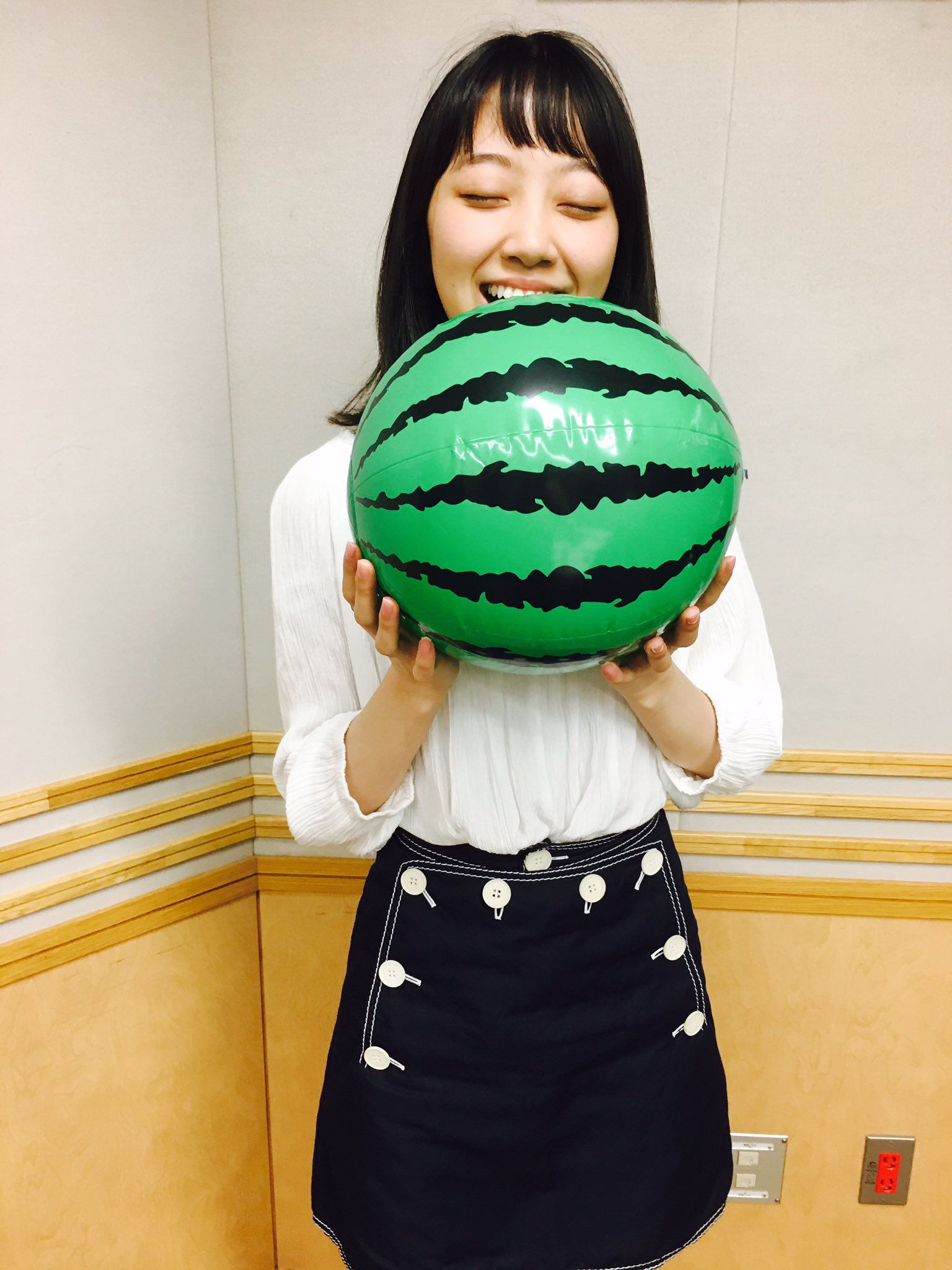 オテンキのり 24時台wパーソナリティの乃木坂46堀未央奈ちゃん 写真は堀ちゃん大好きスイカ泥棒でパシャり Reco1134 T Co Dzj5wsde42 Twitter