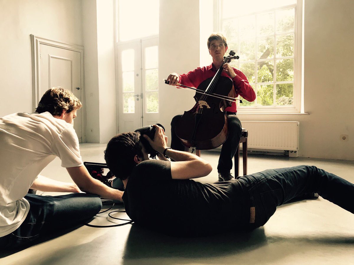 En hierbij het eerste eindresultaat van de shoot met cellist Jeroen den Herder!