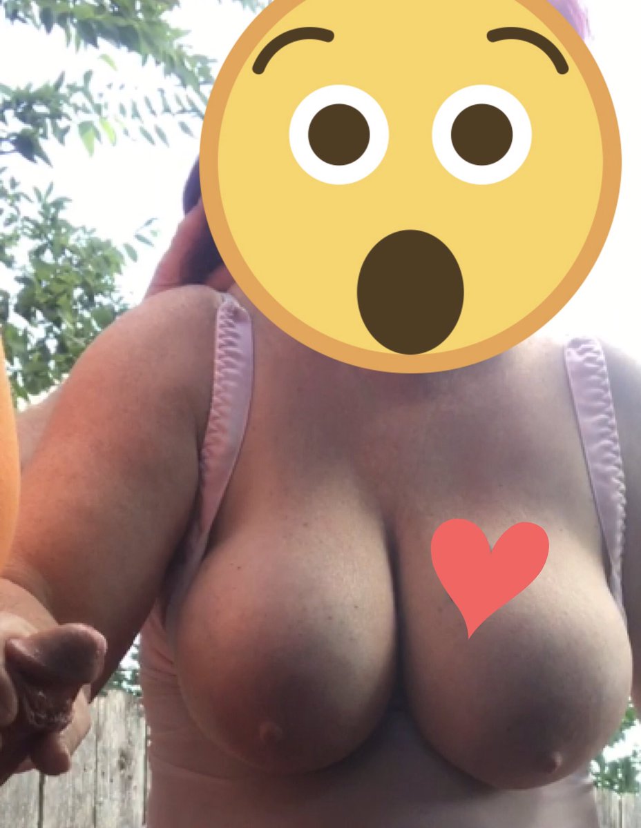 tart409's tweet photo. #bjoutside #cuminhermouth #outsideflashing #outsidetits #36DDD #suckthatdick #redheadtits #sexywife #blowjob #blowjoboutside #swallowcum https://t.co/UiTRLXN7k5