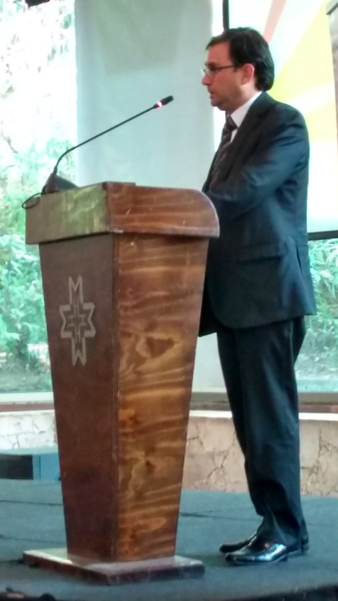 siminusach's tweet photo. Doctor Claudio Martinez Fernández. Vicerrector de la @usach nos acompaña en #simin2017 https://t.co/H3JU4cg4FF