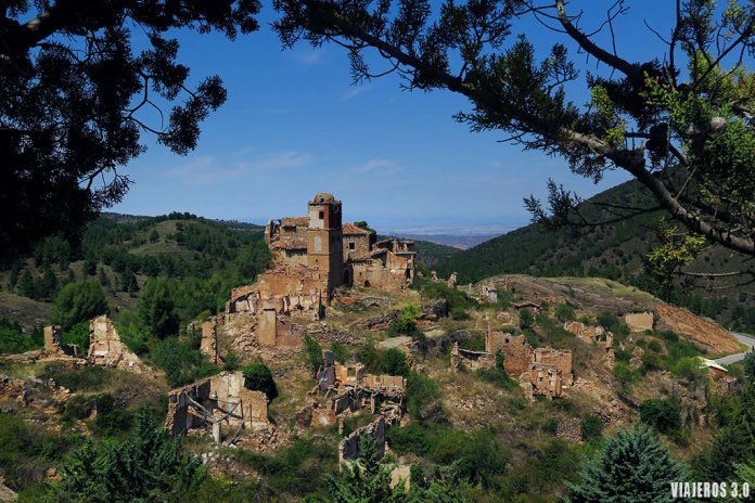 viajeros30's tweet photo. Hoy traigo un post bien chulo sobre Arnedo y lugares sorprendentes de #LaRiojaapetece 😍😍😍#descubriendolarioja  https://t.co/dPanriChle https://t.co/jOielL6b0v