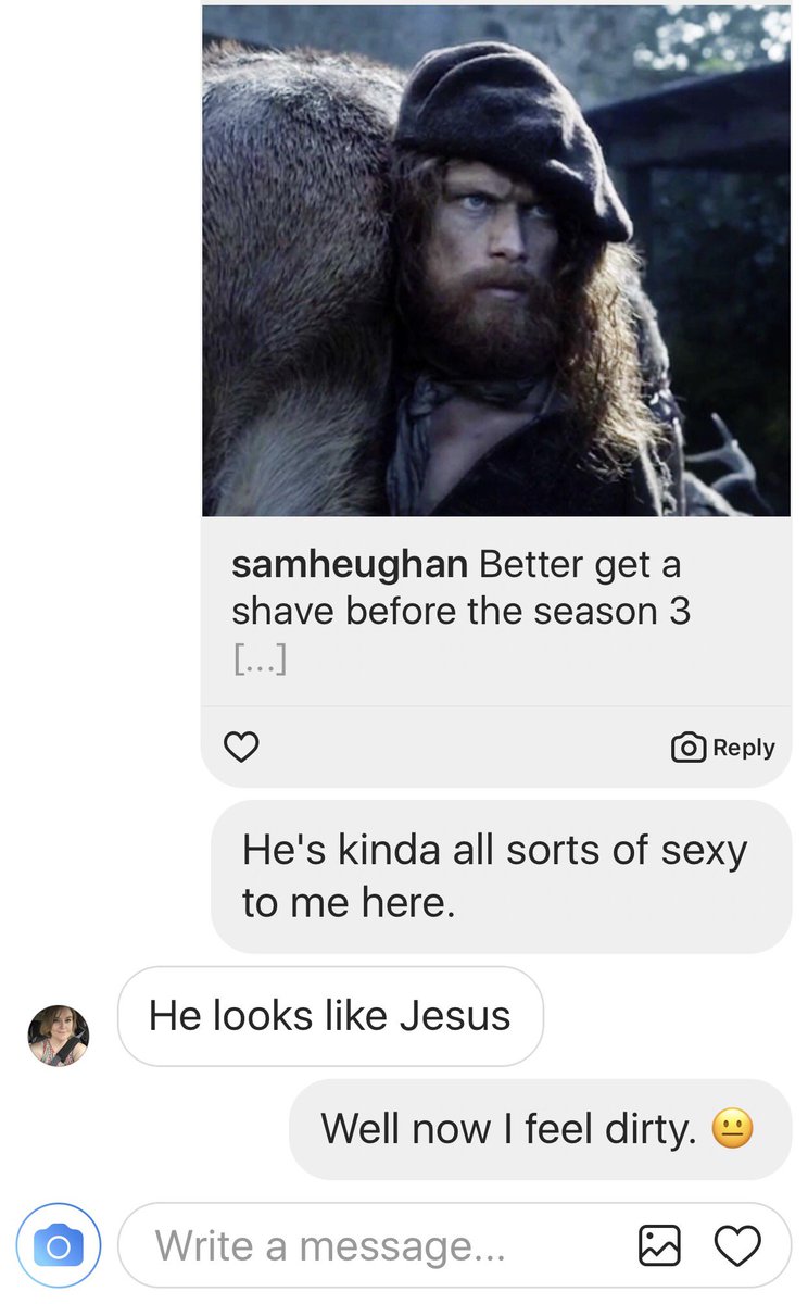MajorMomster's tweet photo. Hahahaha #RealLife #Outlander #textingwithfriends #JAMMF #JamieFrasier https://t.co/LMbgQPgrUC