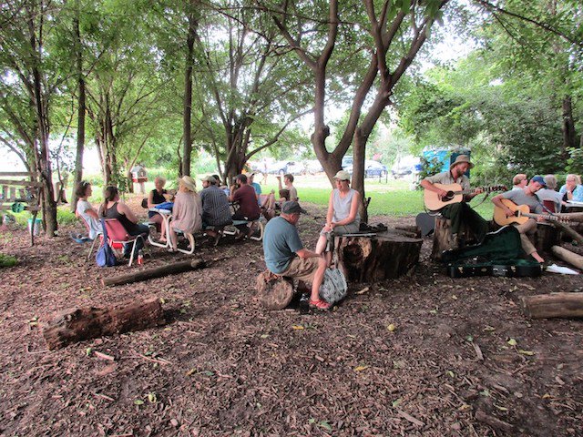 madcommons's tweet photo. Pizza night @TalesFromTroy brings people together, education to farming students https://t.co/v6JN6C9zYu https://t.co/XBp58urRo8