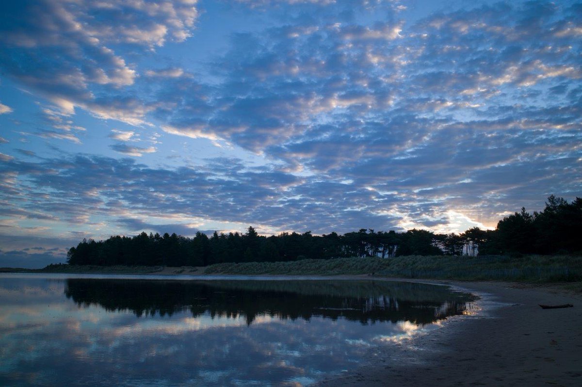 Wide Norfolk skies over Holkham Bay #LoveGreatBritain #LoveUK <a href="/VisitEngland/">VisitEngland</a>