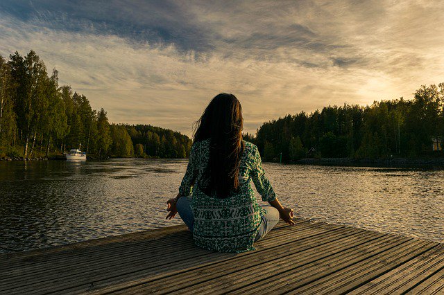 thecollegecheck's tweet photo. New #blog post! How to Fight the Stress of Packing for College. #collegepacking #stressrelief #backtoschool https://t.co/rC3g98QdAJ https://t.co/7aRYA3XTDG