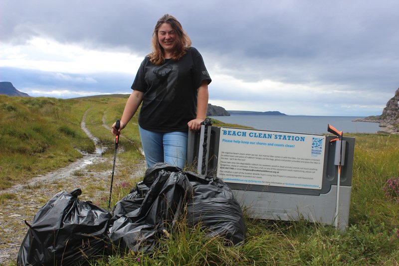 klondyker's tweet photo. 'Beach Clean Station' Dun Canna inviting visitors to help keep remote beach clean. Thanks Keanchulish  Estate, @KelticSeafare &amp; @sorcha78 https://t.co/hVK9HWBB6e
