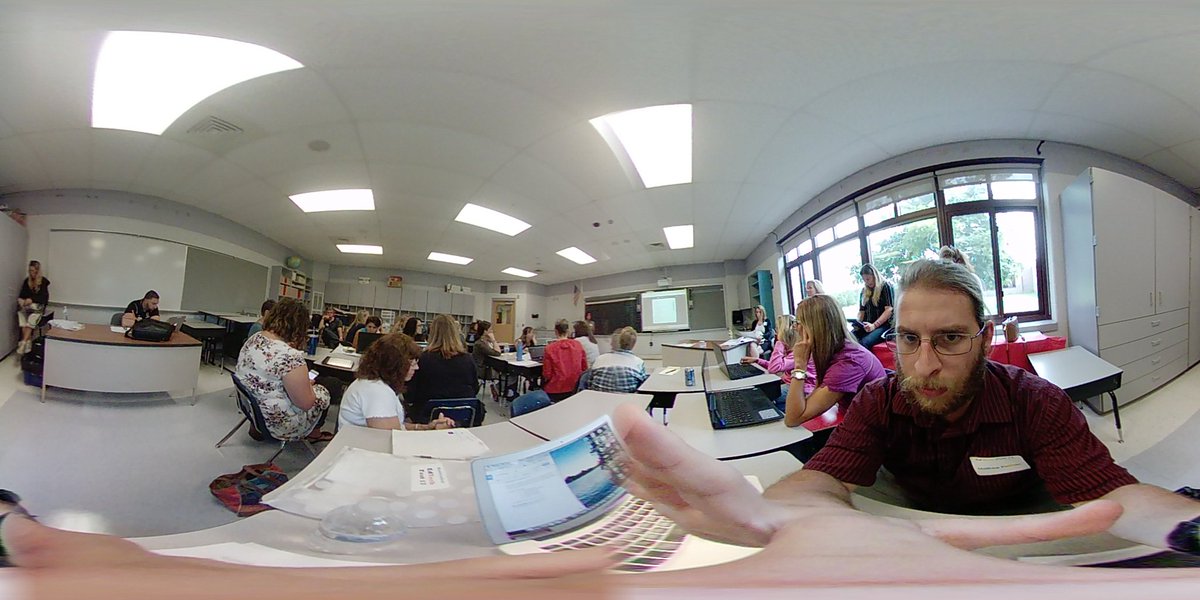 MReimanTech15's tweet photo. Learning about steam tools #hcedtech17 https://t.co/kblNkkFmRF