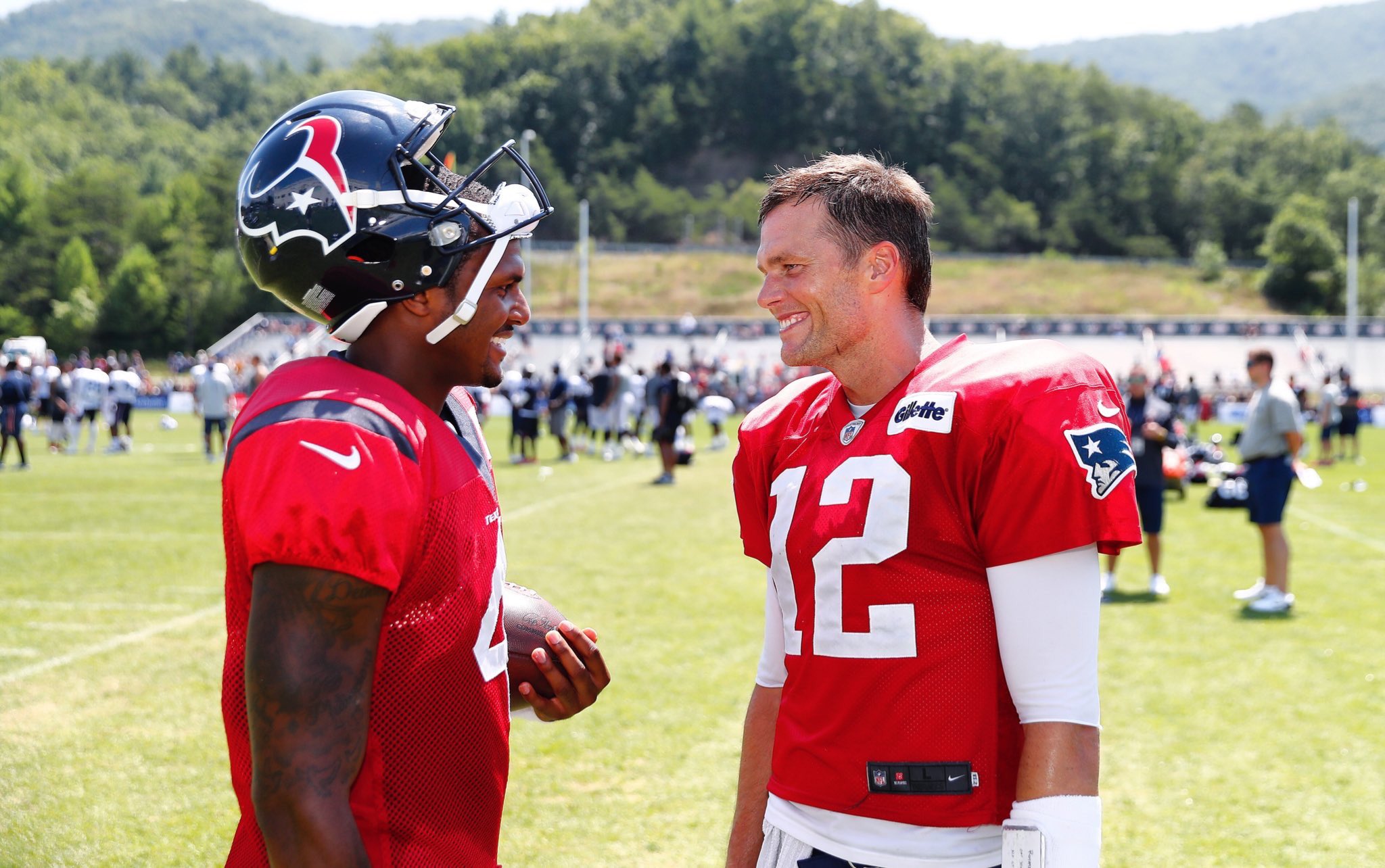 DHXi0KmXcAEE1Fc.jpg:large