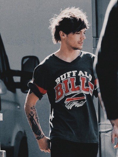 WhyLarryIsReal's tweet image. FLUFFY HAIR. the best 🗣