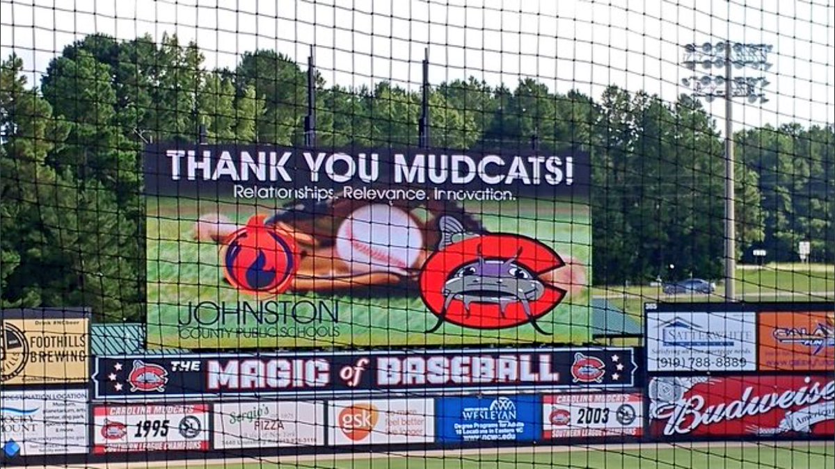 PineLevelES's tweet photo. Thank you @CarolinaMudcats for your support of @JCPS_NC #JoCo2020 #JCPSConvocation @PineLevelES #PLGreenHornets #NoJoFamily https://t.co/OowXIZDie3