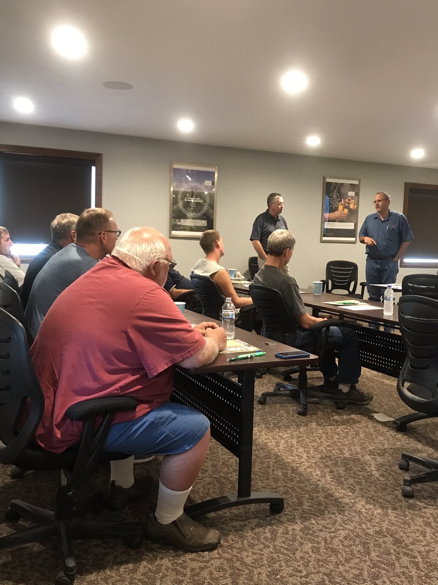 seedzeke's tweet image. Pioneer Sales Agency Seitzer Farms hosts a HarvXtra Crop Shop near St. Peter, Minnesota. Local alfalfa growers interested in HarvXtra.