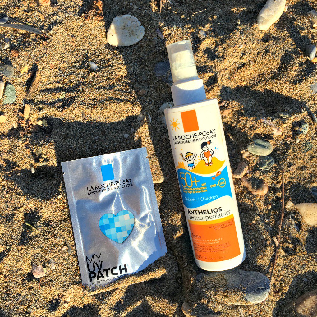ilnotebook's tweet photo. I've tried @larocheposaySA My UV Patch and here's everything I've learned >> https://t.co/x2n7XO1wcH #sunprotection #ontheblog #myuvpatch https://t.co/OQcDwxs5hA
