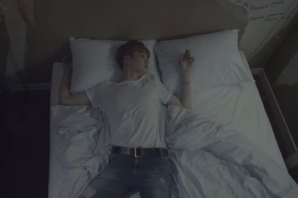 midnightttae's tweet photo. CA-RA-LHO 
MANO
MANO 
MANOOOOO PUTA MERDA 

 #LOVEYOURSELF https://t.co/NLub0vJc3J