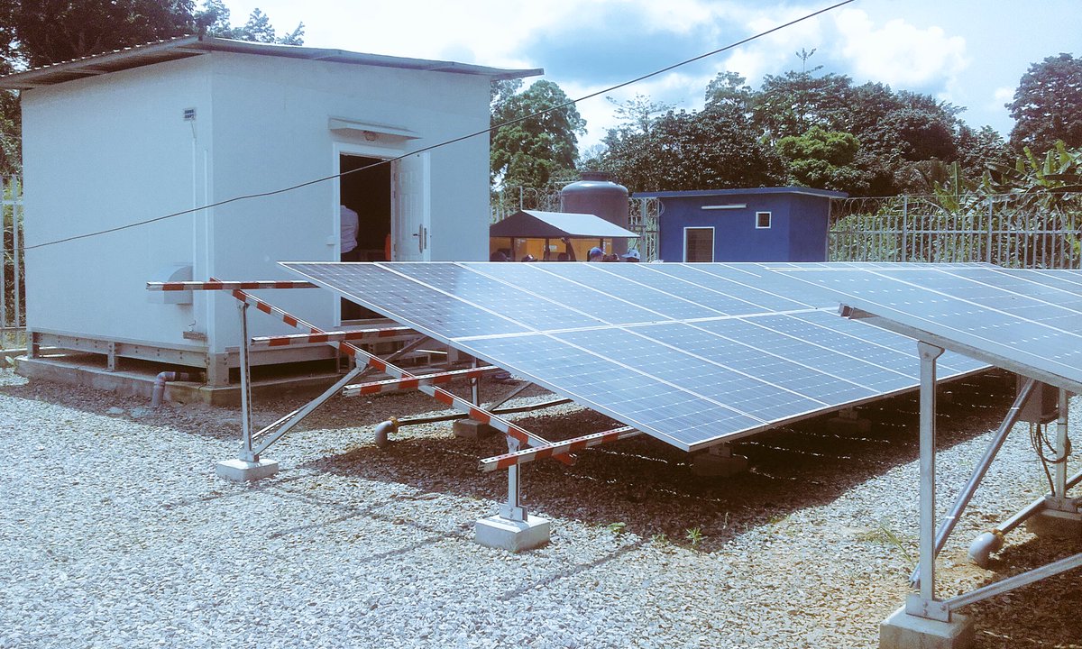 charafe's tweet photo. Les grands travaux avancent. La #fibre optique bientôt disponible sur toute l'étendue du territoire au #Gabon #Cab4 @ANINFGA @MinComGabon https://t.co/fzOHbLFV6f