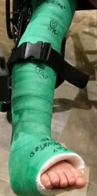 Toesnacast's tweet photo. #llc #castboy https://t.co/O3ldAx8Yej