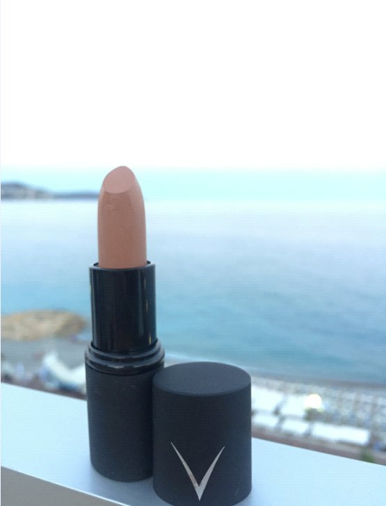 VIP_COSMETICS tweet picture