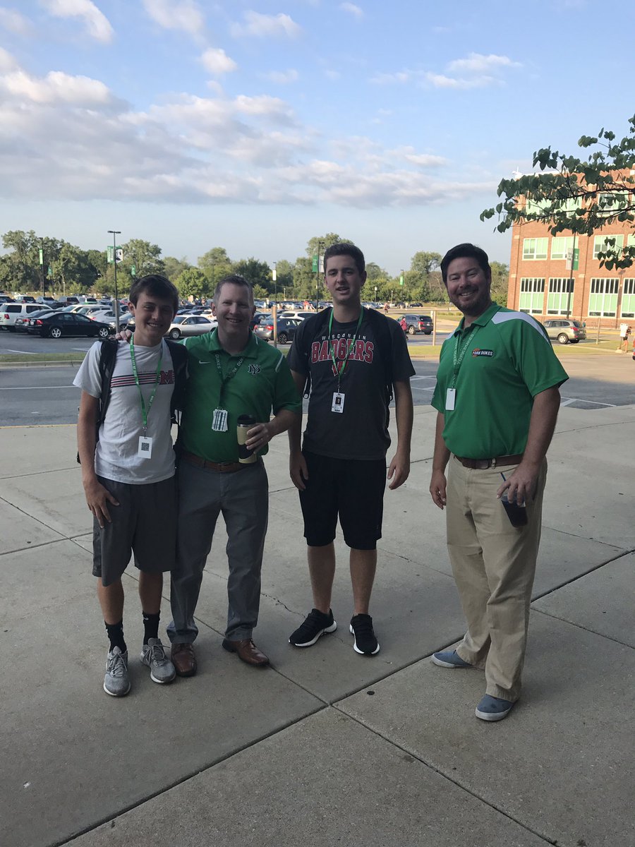 WheltonChris's tweet image. Welcome back York! @ElmhurstD205