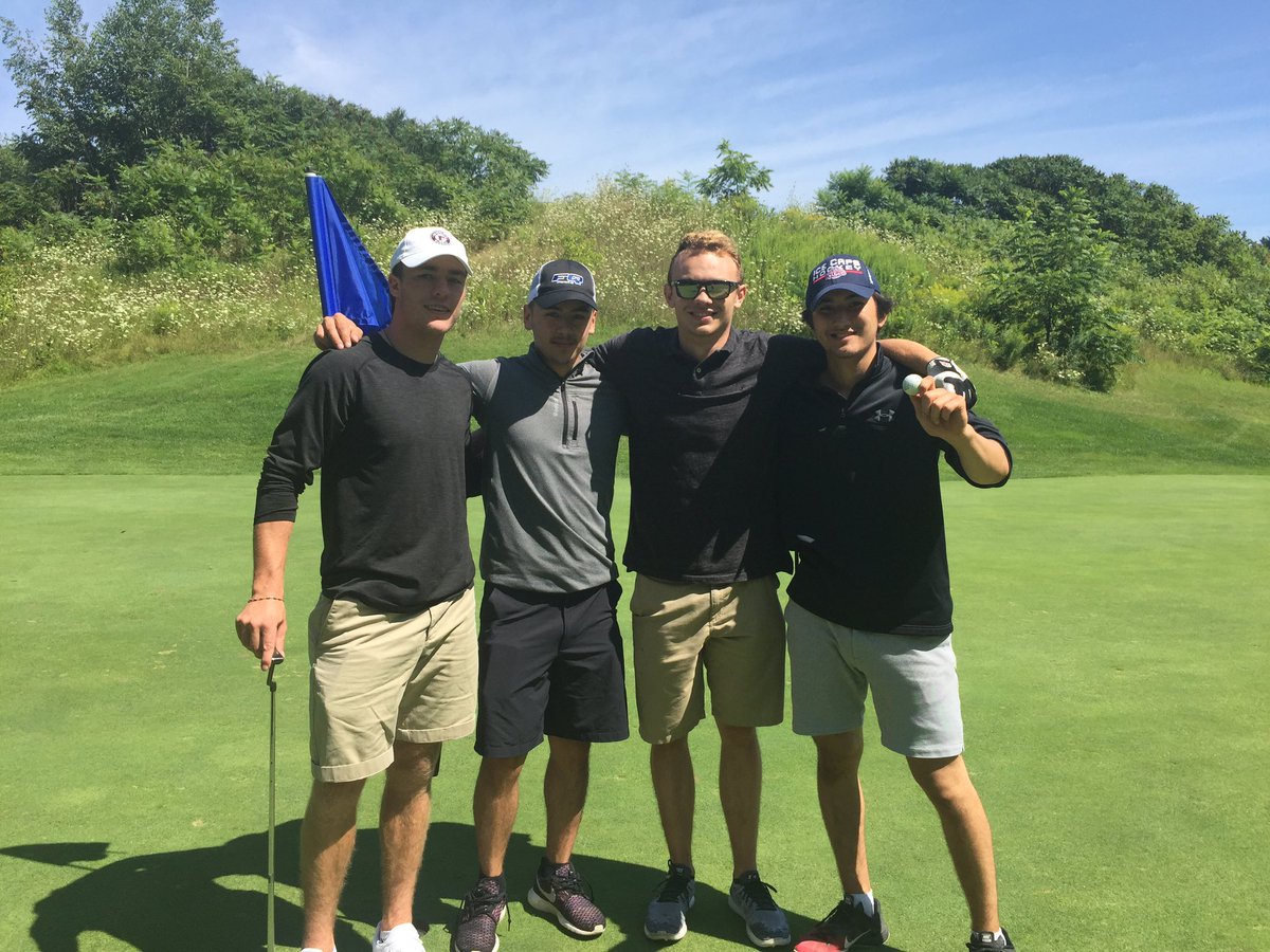 Raiders_Events's tweet photo. @Nepeanraiders players practicing for the upcoming #rinkstolinks golf tournament Aug 26 at @golfcanadian https://t.co/FudYMB8Npi