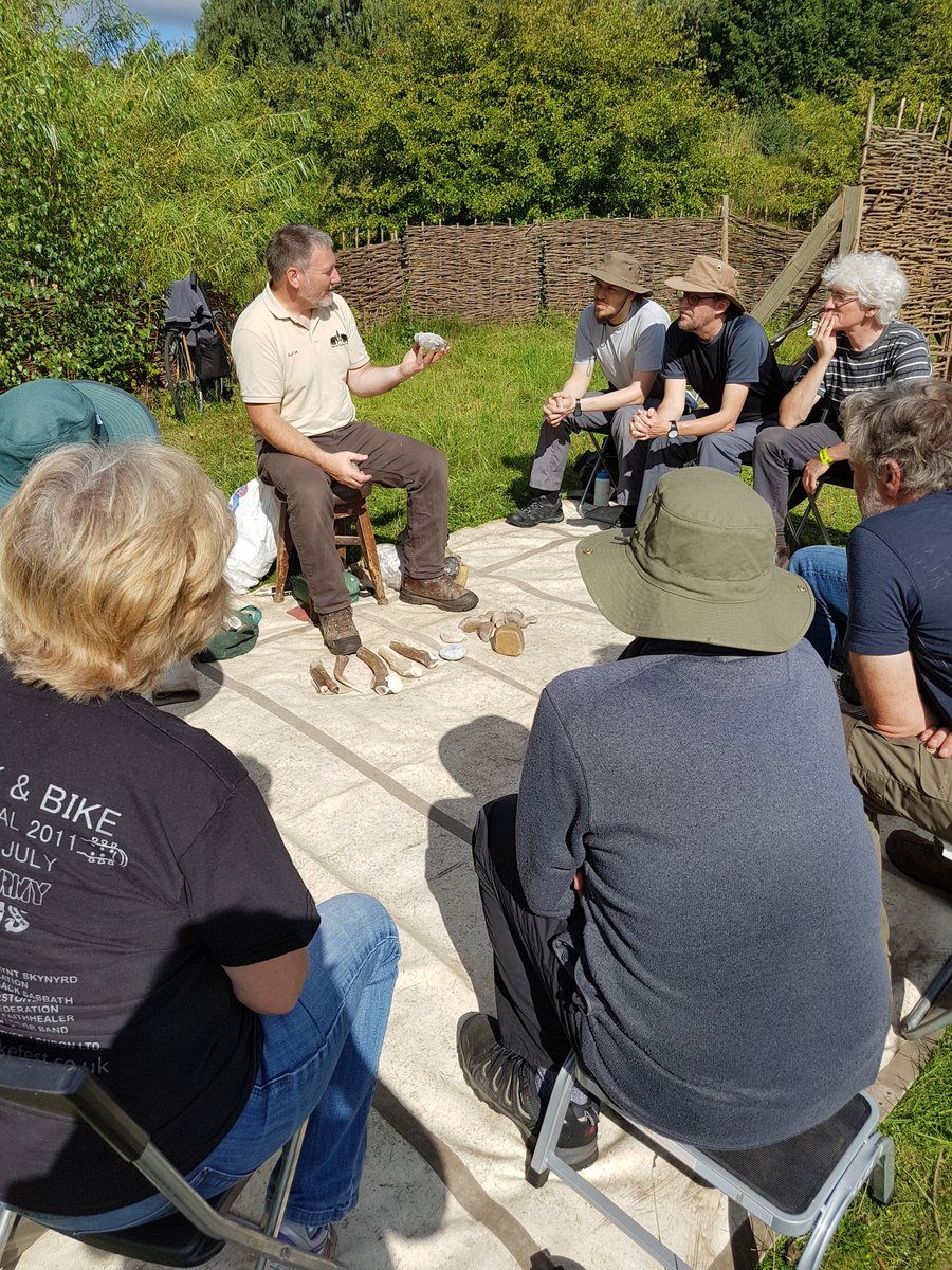 PrimitiveTechUK's tweet photo. Fantastic day in the sunshine yesterday. Knapping workshop in Nottingham. I love seeing students succeed :-) https://t.co/6WbolHcV55