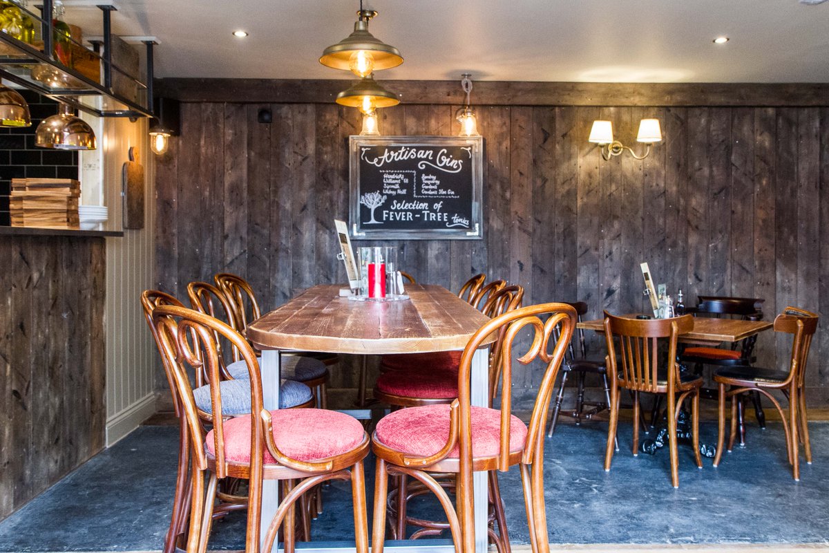 TheSuffolkArms's tweet photo. We're ready for our close-up...! Checked out our new look and menu yet? Come along to our re-opening party tomorrow evening!
#Cheltenham https://t.co/456LClczCD