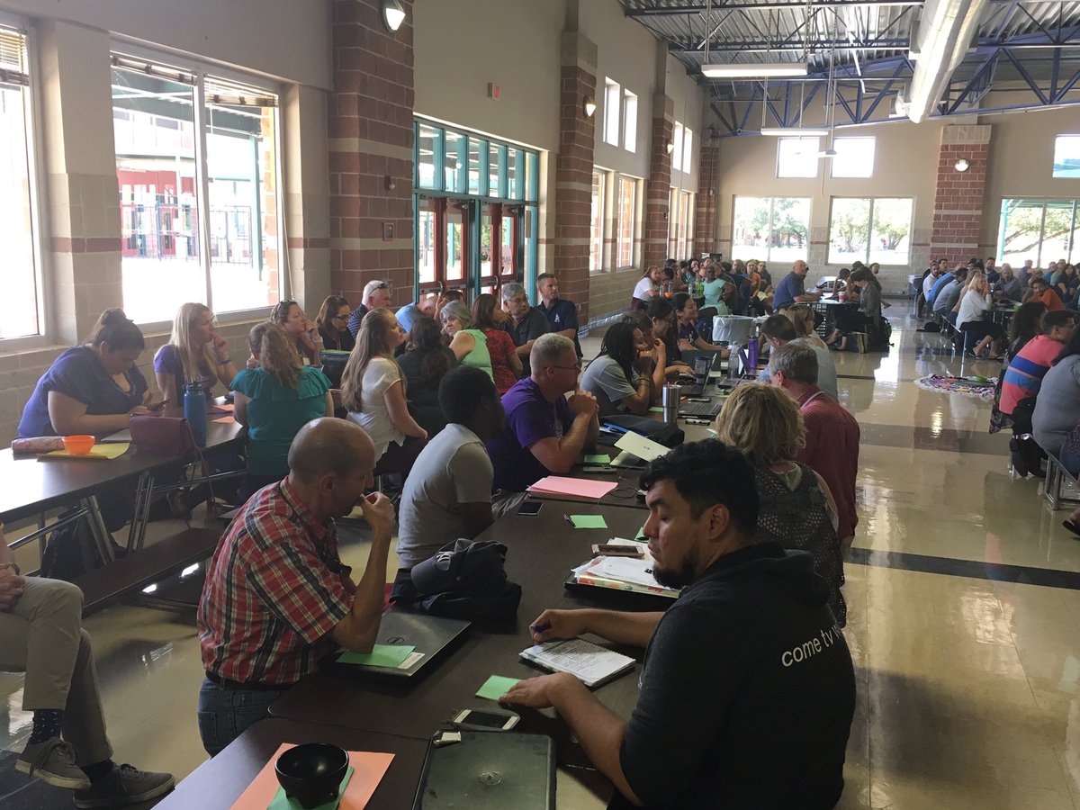 RJ at Akins HS (AkinsRJ135) Twitter