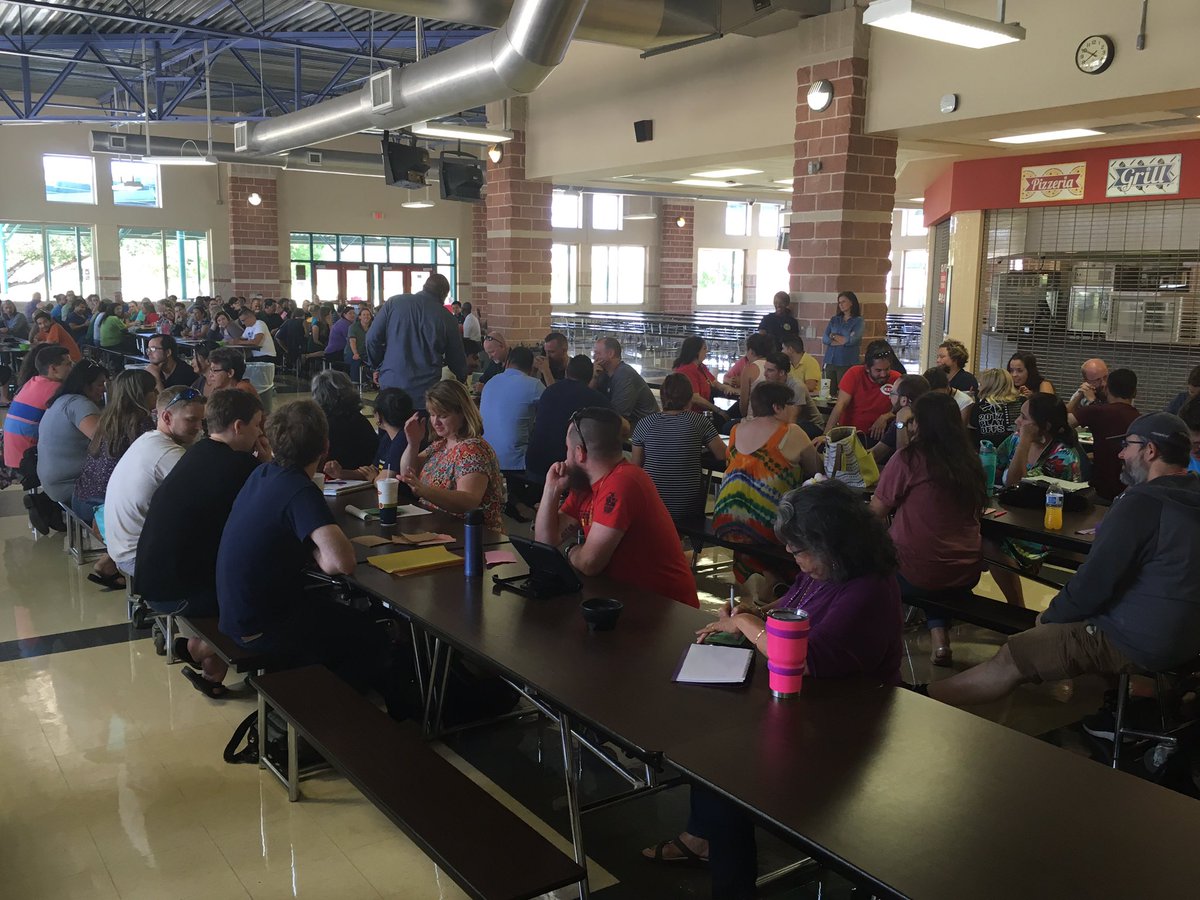 RJ at Akins HS (AkinsRJ135) Twitter