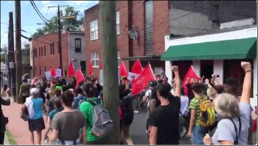 Zermatia's tweet photo. @pawelspizak @MarekLada_ @bweglarczyk @krzysztofbosak Winny jest ten, kto atakuje. Anarchia, sierp/młot, BLM - nienawiść ok? To ja wolę rasizm i antysemityzm. Przynajmniej są po mojej stronie. https://t.co/gbX2w795Sk
