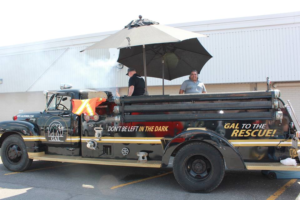 galpowersystems's tweet photo. Proud to lend a helping hand @CareforHealth &amp; Community Services annual BBQ in #Ottawa with our 1951 Retro GAL Fire Truck. #givingback https://t.co/sjxBp2fC4C