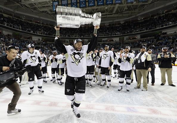 notmalkinego's tweet photo. thanks for everything, matt cullen, you were the dad to an entire city &amp; i will never forget the memories we made along the way https://t.co/q7B62buQU2