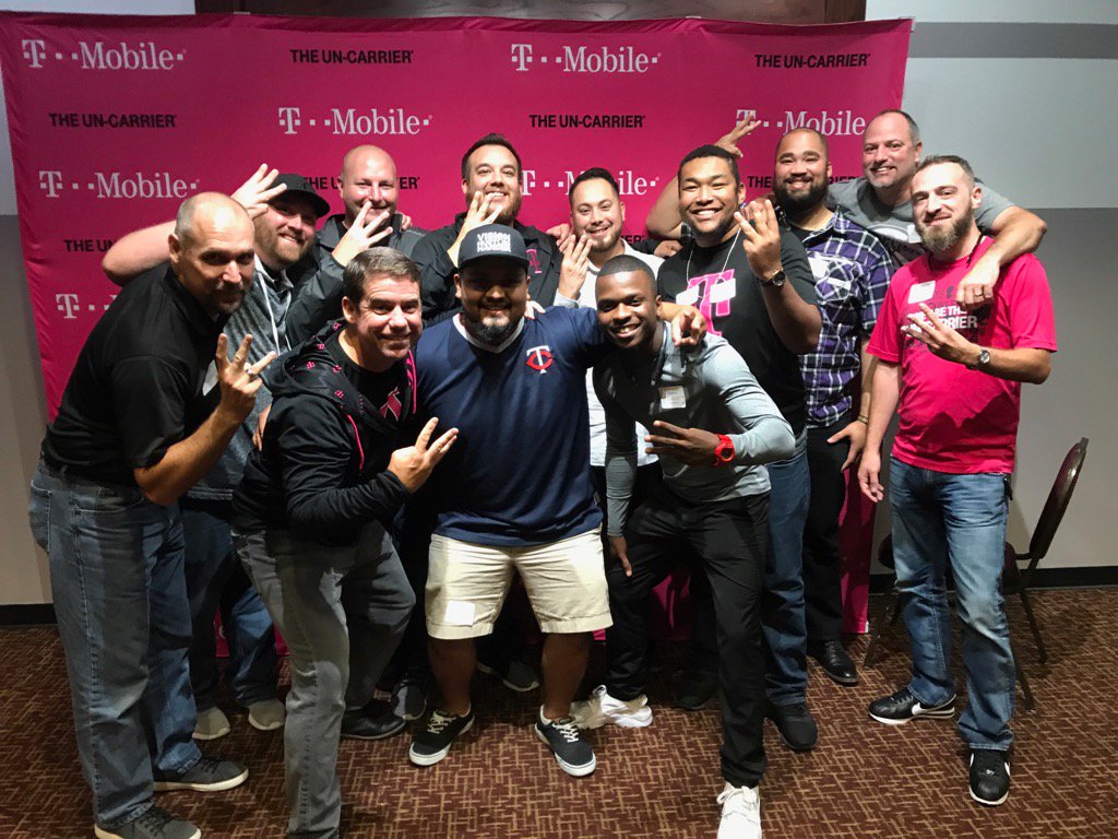 T-Mobile Minni team building event in full swing! Thanks <a href="/BuddeGail/">Gail Budde</a> for the teamwork! <a href="/thatsammori/">Saber Ammori</a> <a href="/BuddeGail/">Gail Budde</a>