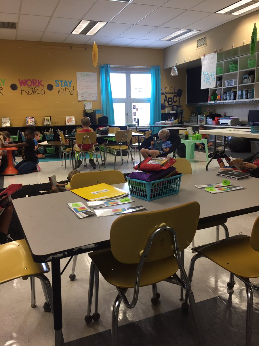 Building our reading stamina and finding our comfy reading spots #bluffparkpanthers