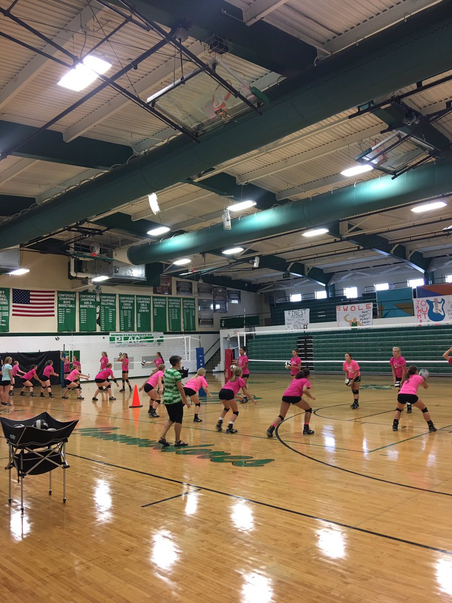 DJohnson_AF's tweet image. @commodorevball working hard before prizes today! @AFTeamIndiana