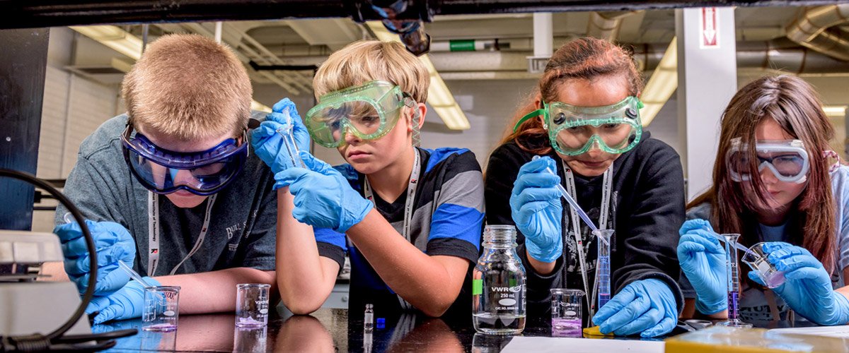 RoseHulman's tweet photo. Looking for where kids nerd out on all things STEM? You’ve found it! Check our student resources for elementary &amp; up https://t.co/ri5FvlNtRg https://t.co/9uV5H6MlN7