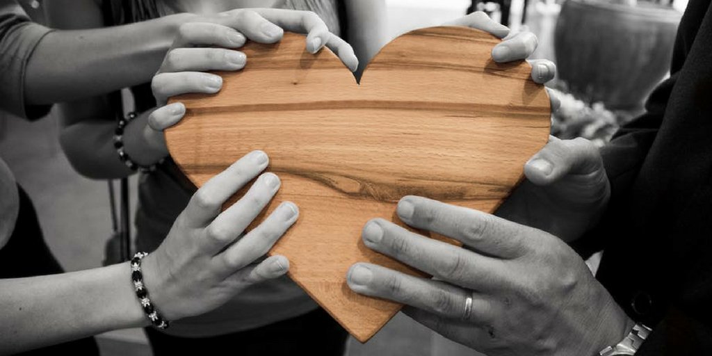 #Brands need to put their money where their heart is! <a href="/annapurnam/">Annapurna Mukherjee</a> discusses the importance of brand essence: lws.co/2w35dPA