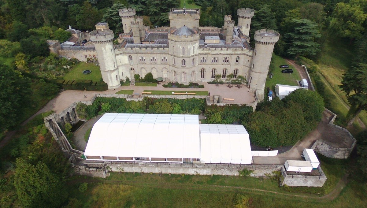 goodintents's tweet photo. Hello #weddinghour, this is what we did last weekend! #asianwedding #marquee #castle #weddingvenue 650 happy guests! https://t.co/JbX6XfHwkb