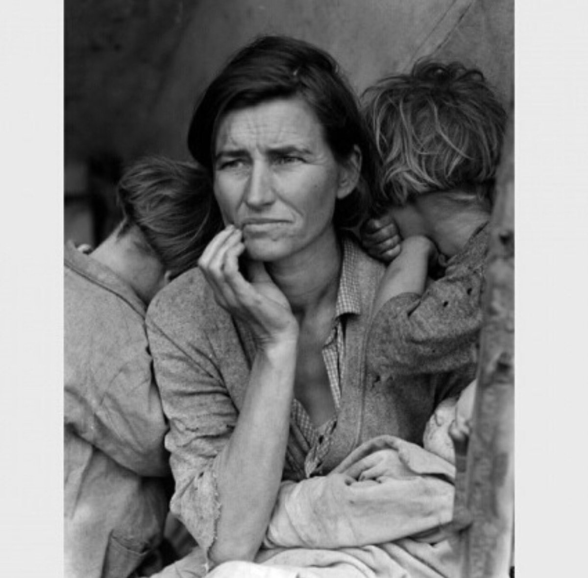 WunderkammerCo's tweet image. Today&apos;s #wcw is American #Photographer Dorothea Lange! Her photos showed the truth of the consequences of the Great Depression.