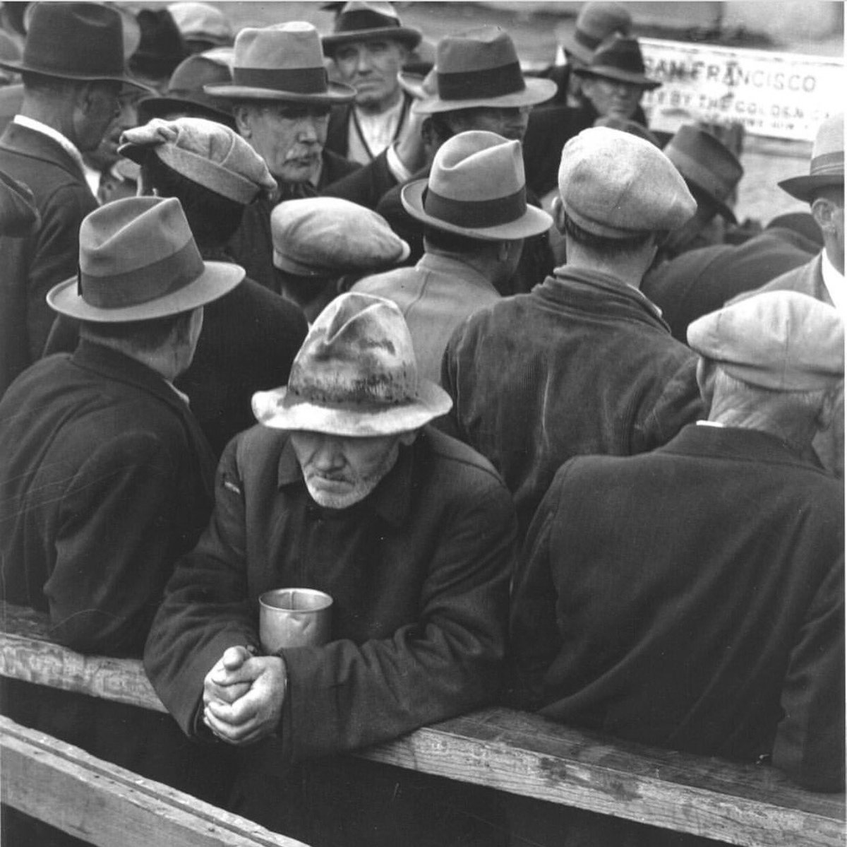 WunderkammerCo's tweet image. Today&apos;s #wcw is American #Photographer Dorothea Lange! Her photos showed the truth of the consequences of the Great Depression.