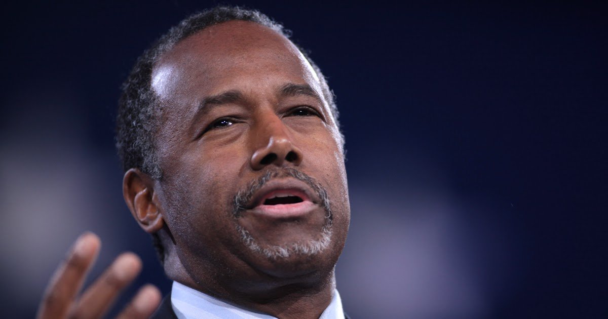 Leftists vandalize Ben Carson's home with anti-Trump crap