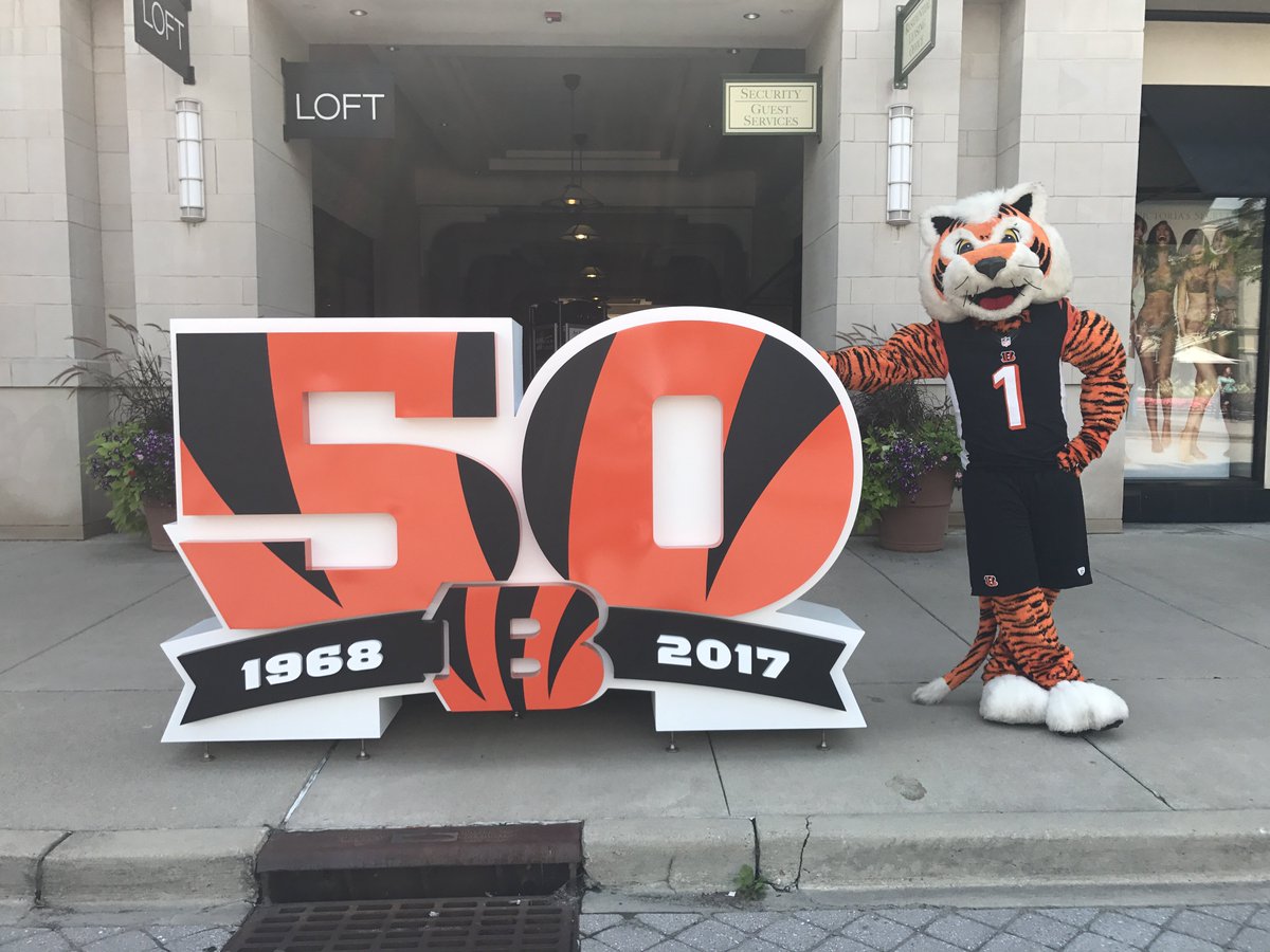 Join us at @The_Greene Town Center tomorrow night at 6pm to see Who Dey, the Ben-Gals, and win tix! #Bengals50 https://t.co/a2ijrSFQMy