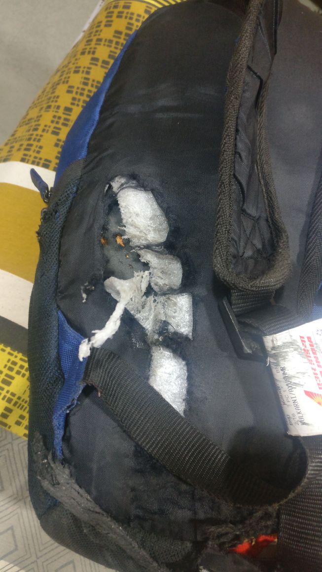 ayushkulk_23's tweet photo. @airindiain Thank You for using my baggage as a landing gear(Flight AI632) @Ashok_Gajapathi @AshwaniLohani #tornbag https://t.co/8zFlkf44s7